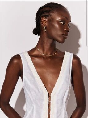 White Lace-Trim V-Neck Women's Top